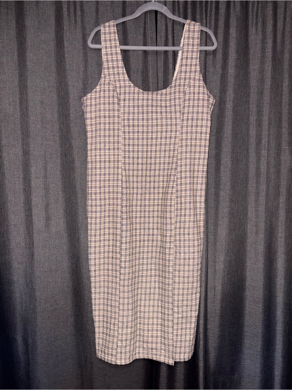 Lulu's Beige and Gray Plaid Sleeveless Midi Dress